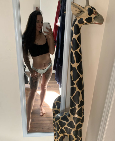 Sexyravebae
