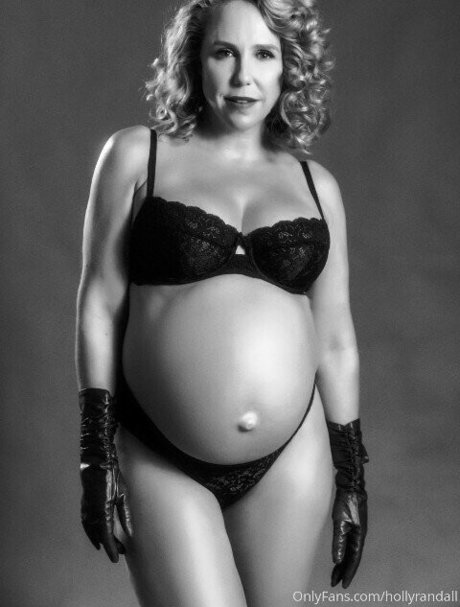 Foto desnuda filtrada de OnlyFans de Pregnant Women