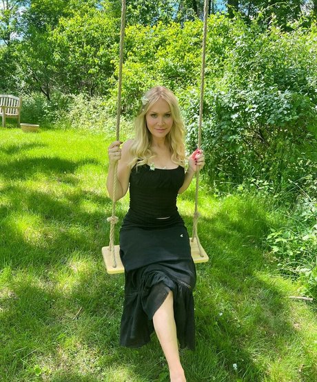 Barbara Alyn Woods