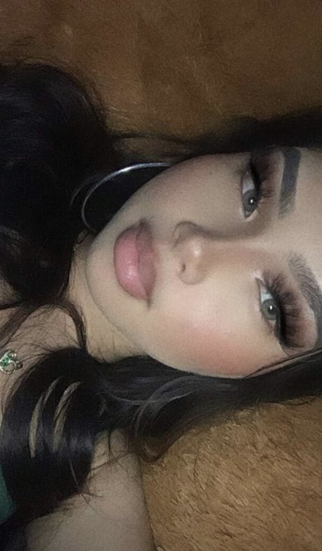 Julianarmah OnlyFans 유출 누드 사진