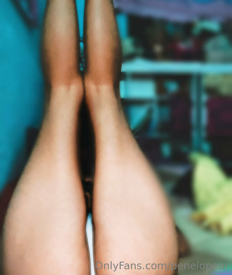 Обнаженная фотография утечки OnlyFans от Penelopear