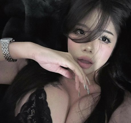 Naken läckt OnlyFans-bild av Veronica Lucifer