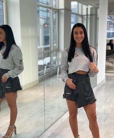 Nahá fotka uniklých OnlyFans od Gabrielle Firrello
