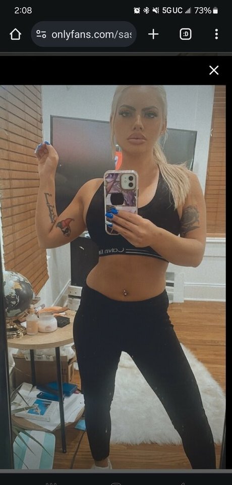 Naken läckt OnlyFans-bild av Sassykl