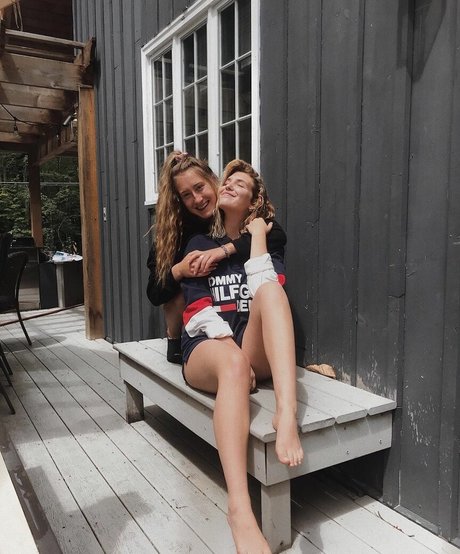 Sophie Nelisse OnlyFansリークヌード写真