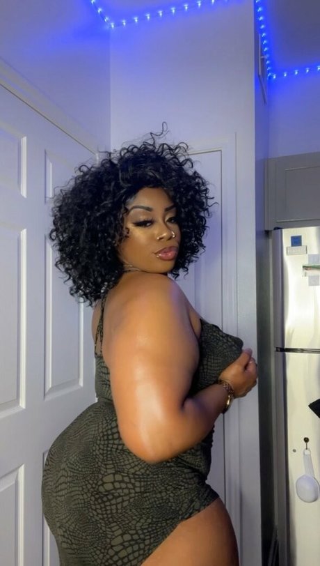 Photo nue de fuite OnlyFans de Ilooklikebaae