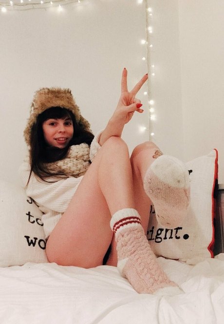 Naakte gelekte OnlyFans-foto van Heyashleytea