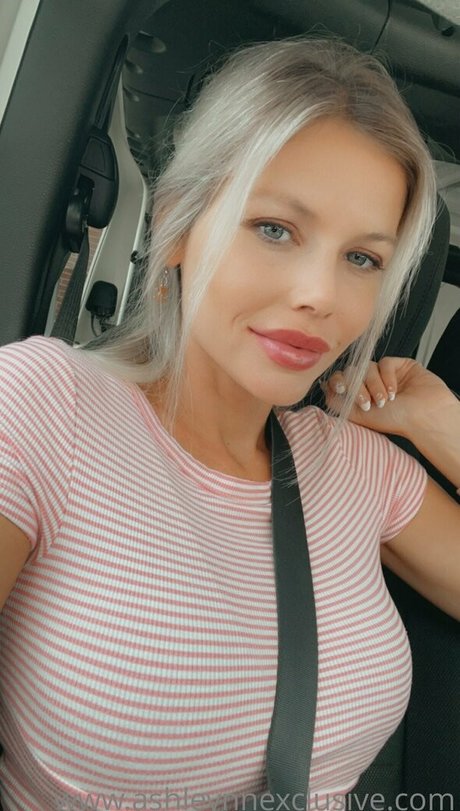 Ashleybelle