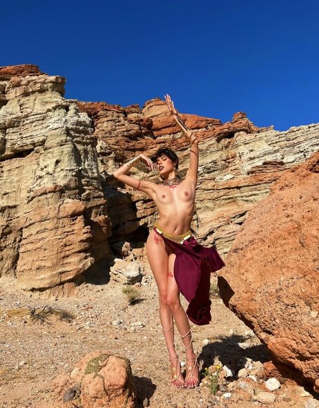 Nahá fotka uniklých OnlyFans od Vanessavenus21