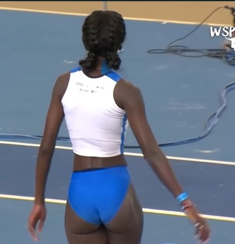 Foto desnuda filtrada de OnlyFans de Fatima Diame