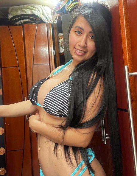 Naken läckt OnlyFans-bild av Nursepilar