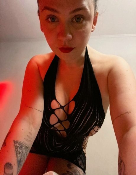Foto nua vazada do OnlyFans de Roeschach