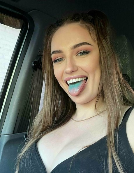 Nacktes geleaktes OnlyFans-Foto von Santase