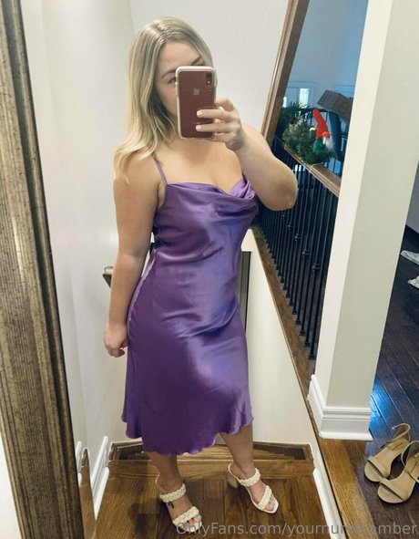 Foto desnuda filtrada de OnlyFans de Yournurseamber