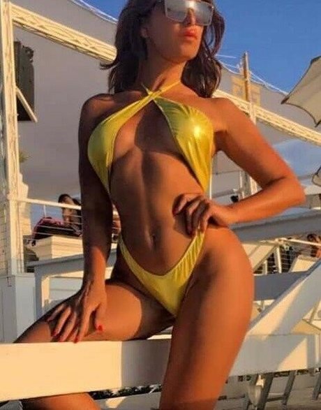 Simona Isceri OnlyFans 유출 누드 사진