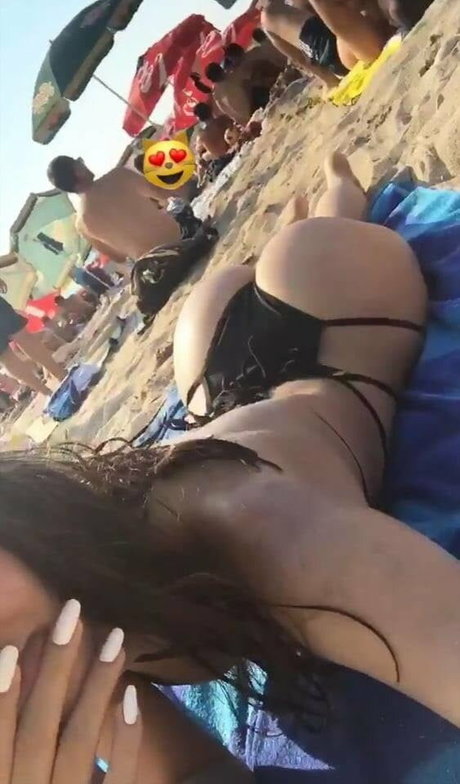 Nahá fotka uniklých OnlyFans od Tea Divljak