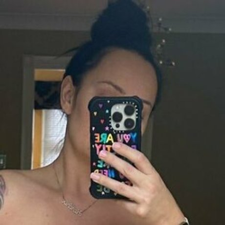 Обнаженная фотография утечки OnlyFans от Chelsea Ferguson