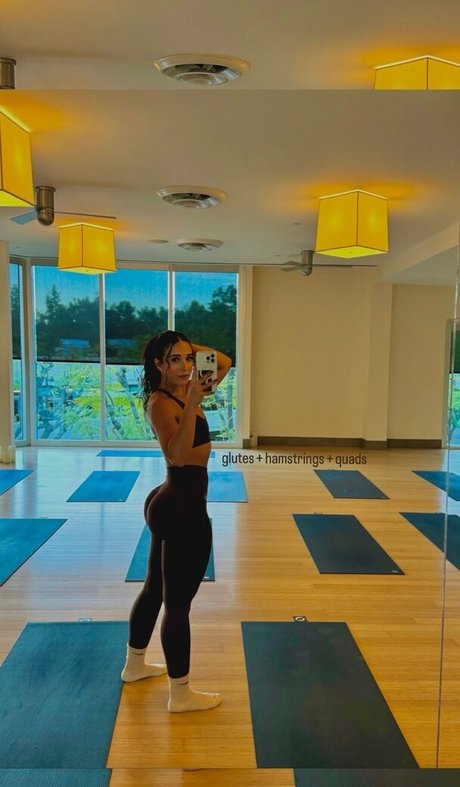 Naken läckt OnlyFans-bild av Alissa Oddo
