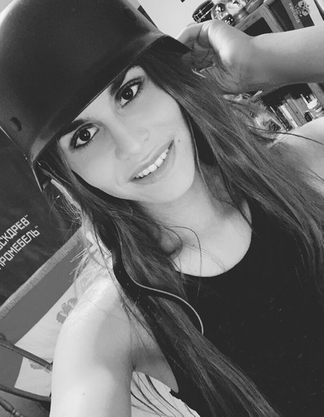 Foto nua vazada do OnlyFans de Arabianiliad