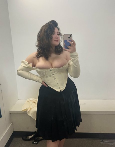 Naken läckt OnlyFans-bild av Broonling