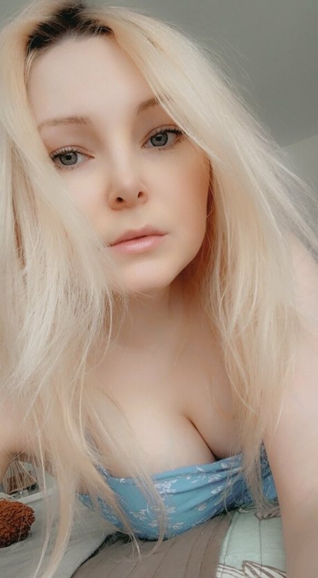 Foto nua vazada do OnlyFans de Cutieblonde18