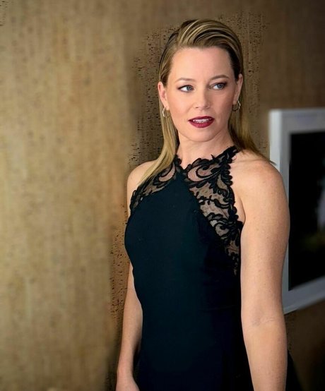 Elizabeth Banks