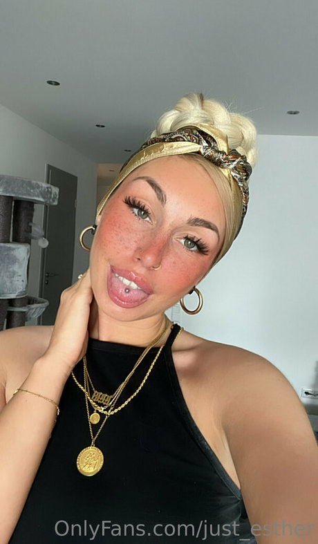 Estherjizz