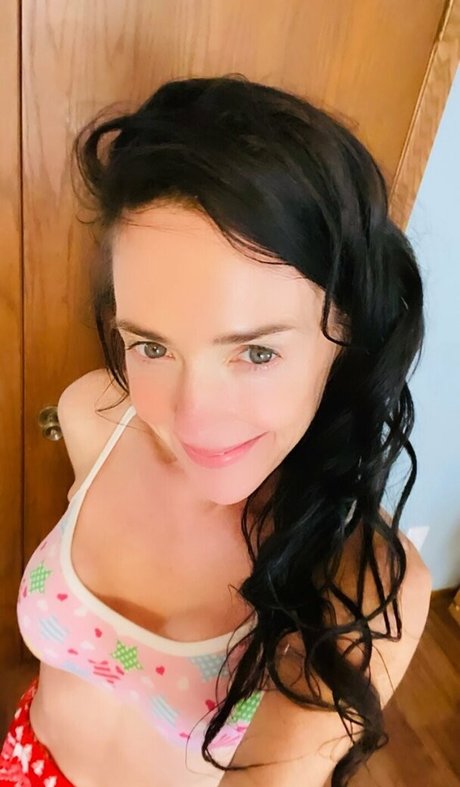 Lilrosiedoll