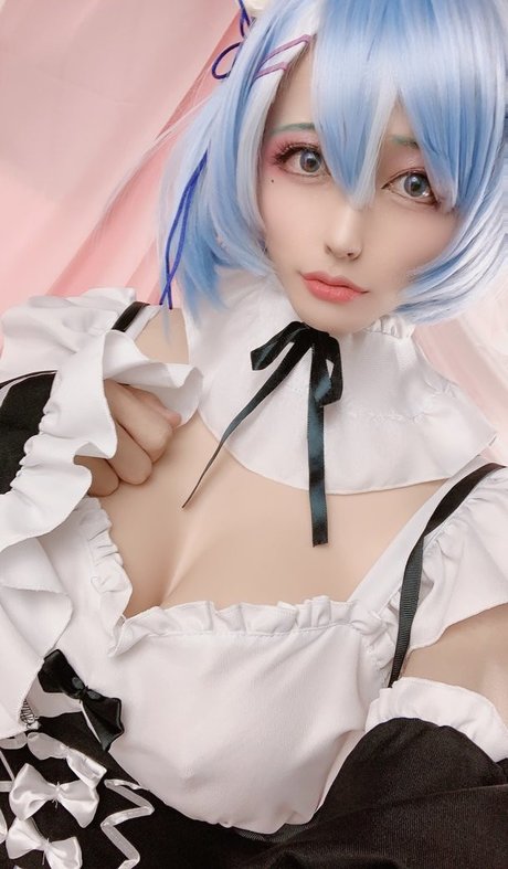Momo Jp Cosplay