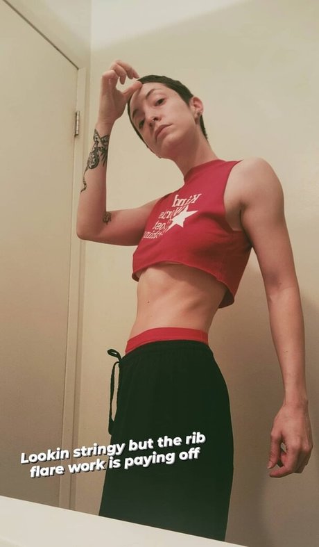 Nahá fotka uniklých OnlyFans od Tybee Diskin