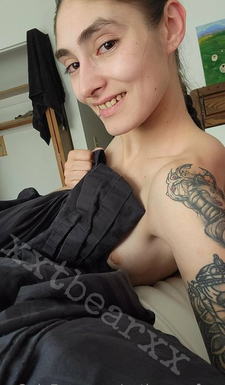 Nahá fotka uniklých OnlyFans od Xxtbearxxfree
