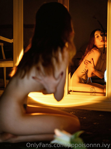 Nahá fotka uniklých OnlyFans od Pppoisonnnivy