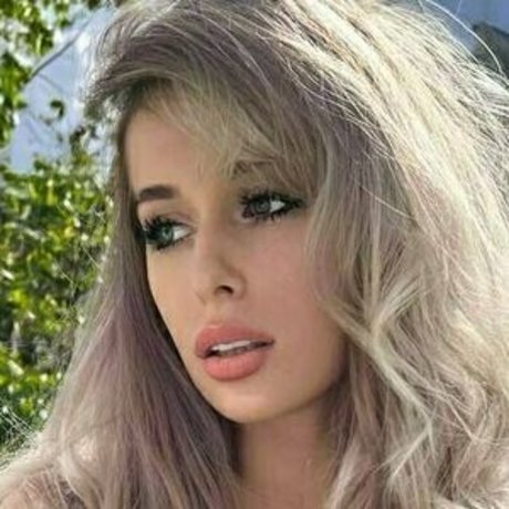 Naken lekkede OnlyFans-bilde av Littlefoxiee