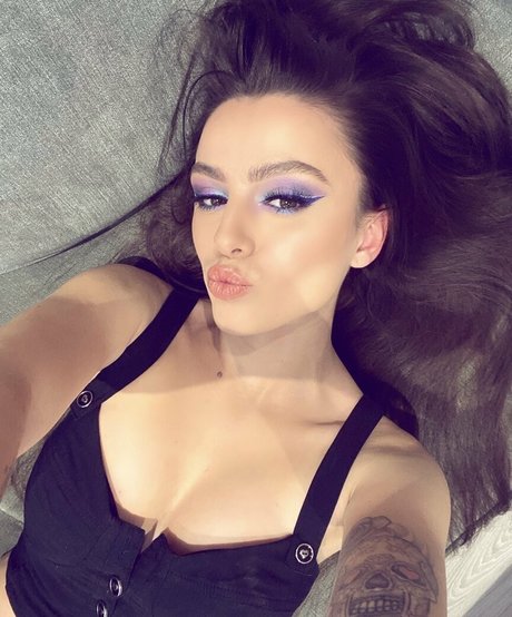 Foto di nudo di fuga di OnlyFans di Cher Lloyd