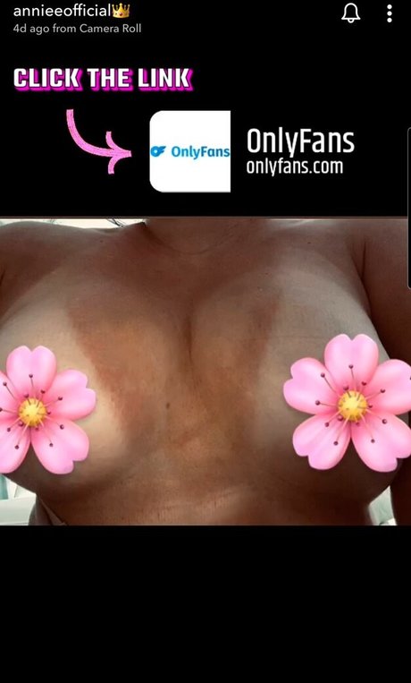 Naken läckt OnlyFans-bild av Anniehartigan
