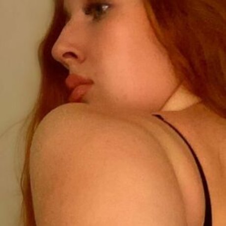 Nahá fotka uniklých OnlyFans od Strawberrrrycake