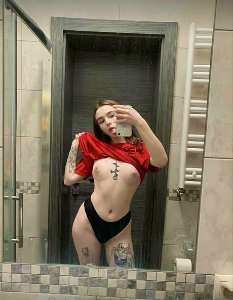 Nahá fotka uniklých OnlyFans od Redheadragonvip