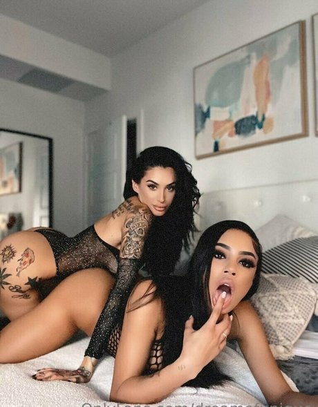 Foto di nudo di fuga di OnlyFans di Dreamofunique