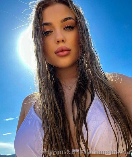 Nahá fotka uniklých OnlyFans od Alanamelnikova