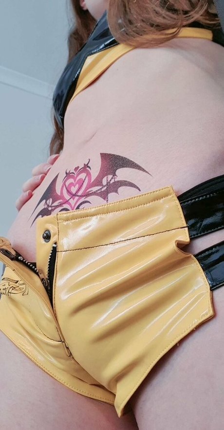 Foto di nudo di fuga di OnlyFans di Amedoll