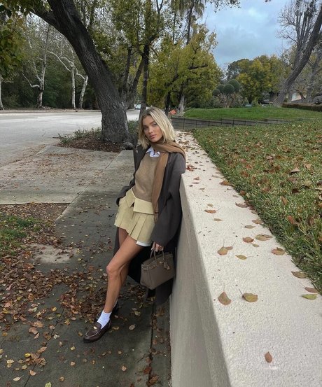 Nahá fotka uniklých OnlyFans od Elsa Hosk