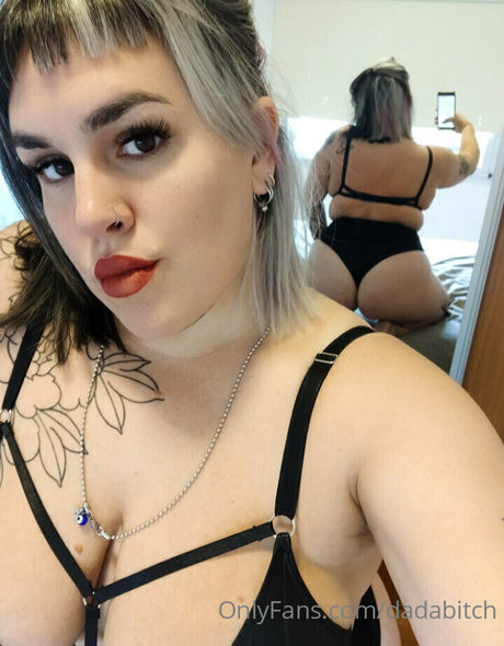 Alasti lekkinud OnlyFans-i pilt Dadabitch