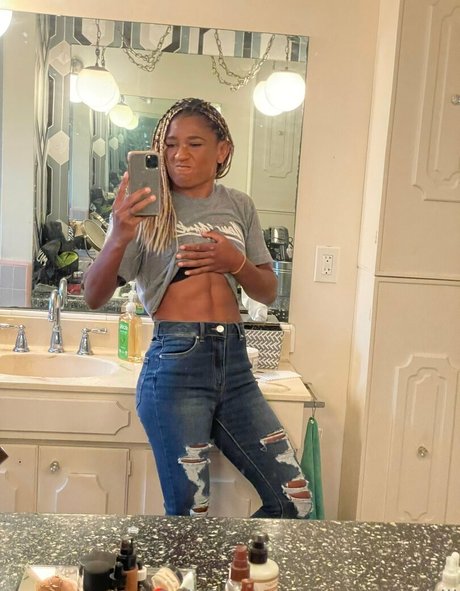 Photo nue de fuite OnlyFans de Angieoverkill