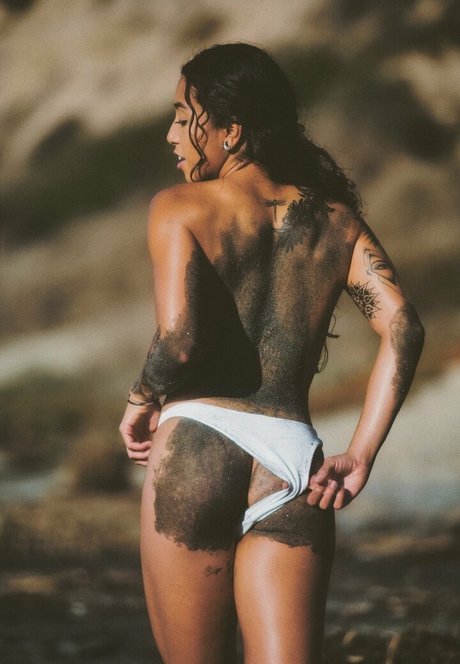 Naakte gelekte OnlyFans-foto van Winniehoney