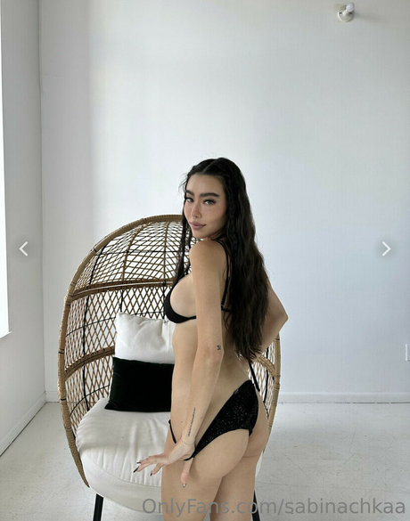 Naken lekkede OnlyFans-bilde av Sabinamura