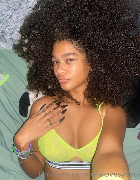 Nacktes geleaktes OnlyFans-Foto von Juliaalovesyou
