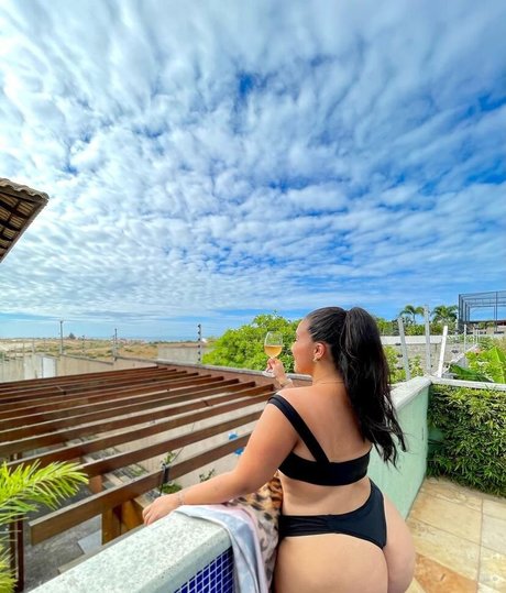 Alaston vuotanut OnlyFans-kuva Curvybrazil