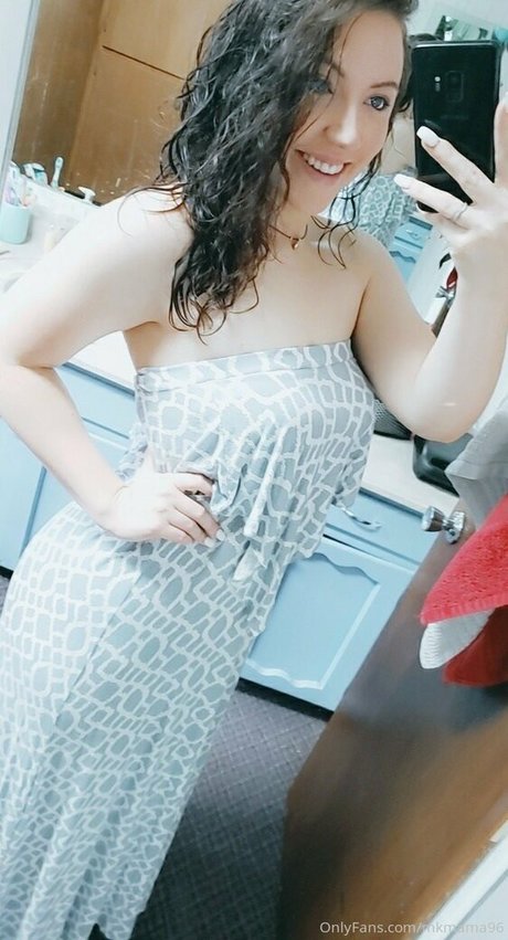 Mkmama96