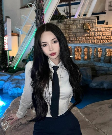Naken läckt OnlyFans-bild av Yuna127