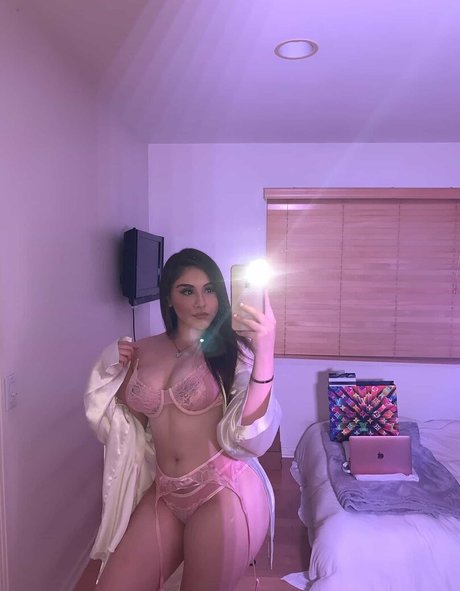 Nahá fotka uniklých OnlyFans od Mamibree